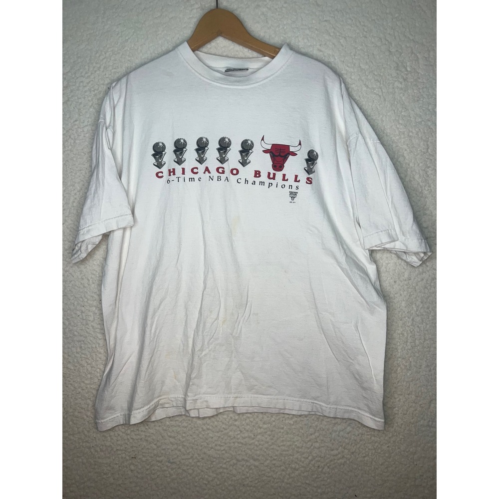 Vintage Chicago Bulls 6 Time NBA Champions T-Shirt Gear For Sports White XL USA